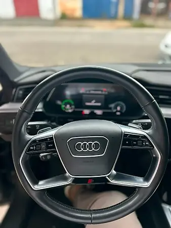 Audi E-tron Sportback - Imagem 7