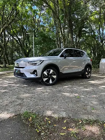 Volvo XC40 Recharge - Imagem 2