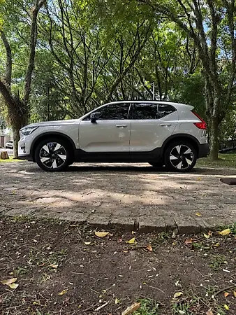 Volvo XC40 Recharge - Imagem 10