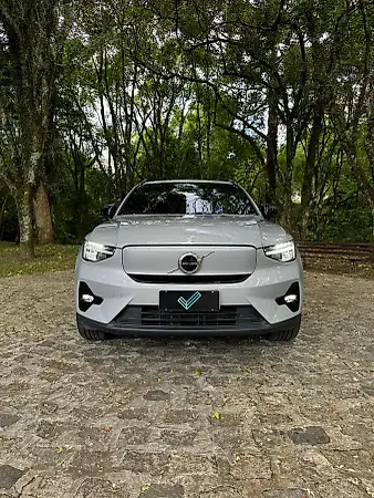 Volvo XC40 Recharge - Imagem 17