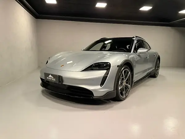 Porsche Taycan - Imagem 1