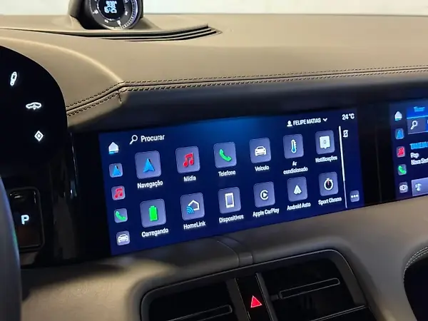 Porsche Taycan - Imagem 12