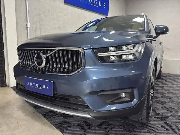 Volvo XC40 Recharge Plug-in Hybrid - Imagem 2