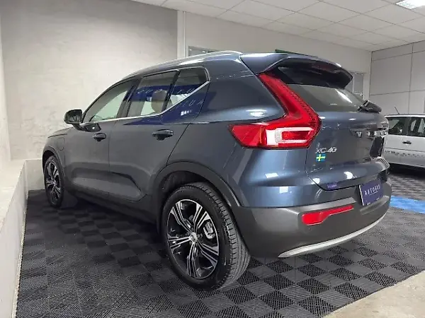 Volvo XC40 Recharge Plug-in Hybrid - Imagem 6