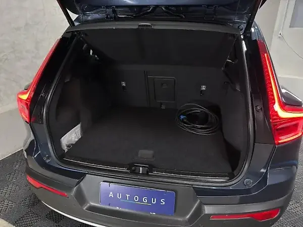 Volvo XC40 Recharge Plug-in Hybrid - Imagem 10