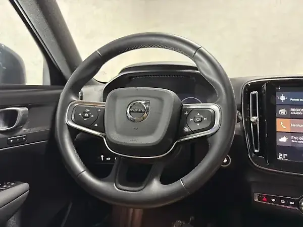 Volvo XC40 Recharge Plug-in Hybrid - Imagem 15