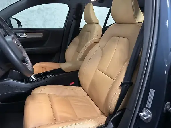 Volvo XC40 Recharge Plug-in Hybrid - Imagem 18