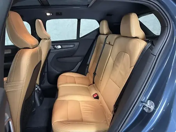 Volvo XC40 Recharge Plug-in Hybrid - Imagem 19
