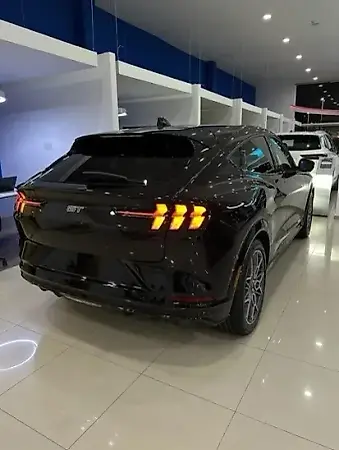 Ford Mustang Mach-e - Imagem 4
