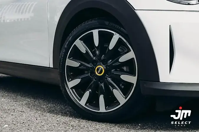 Mini Cooper SE - Imagem 19