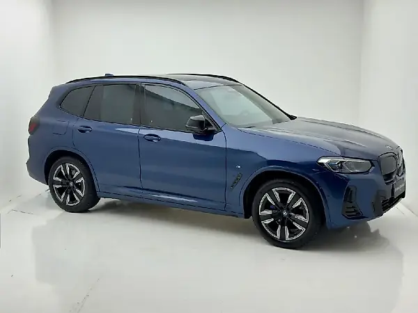 BMW IX3 - Imagem 1
