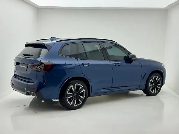 BMW IX3 - Imagem 3