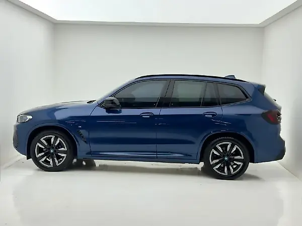 BMW IX3 - Imagem 6