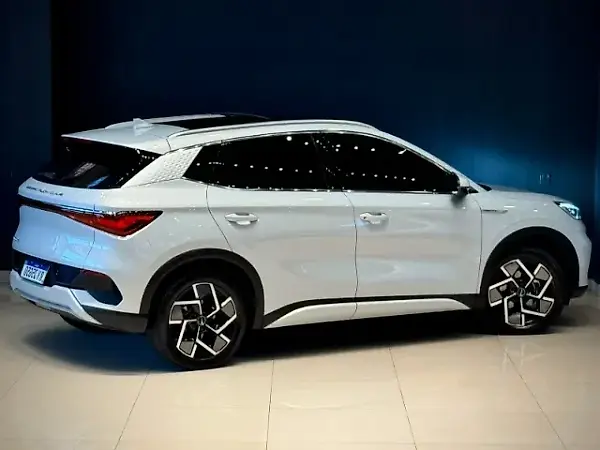 BYD Yuan Plus - Imagem 11