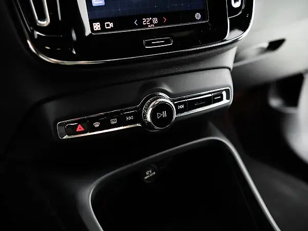 Volvo C40 Recharge - Imagem 9