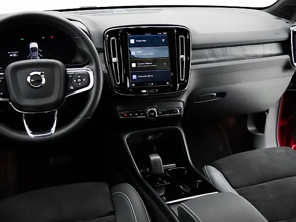 Volvo C40 Recharge - Imagem 12