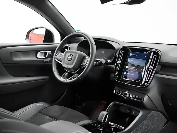 Volvo C40 Recharge - Imagem 11