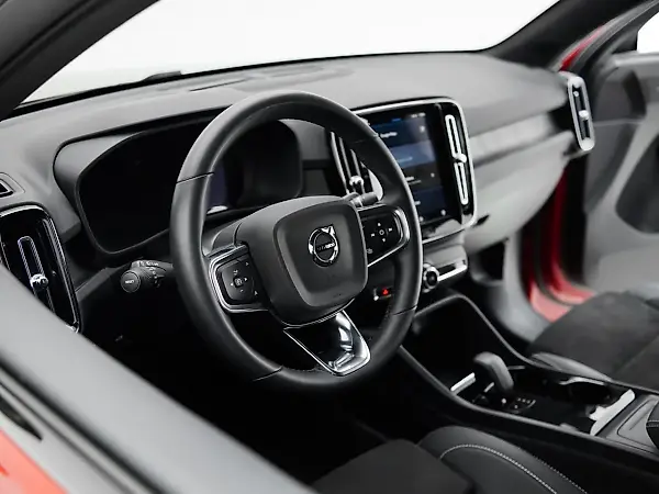 Volvo C40 Recharge - Imagem 14
