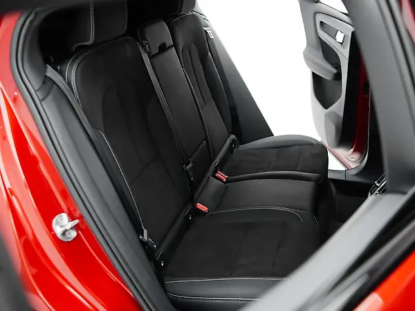 Volvo C40 Recharge - Imagem 17