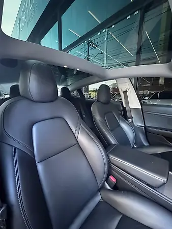 Tesla Model 3 - Imagem 12