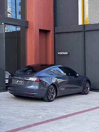 Tesla Model 3 - Imagem 20