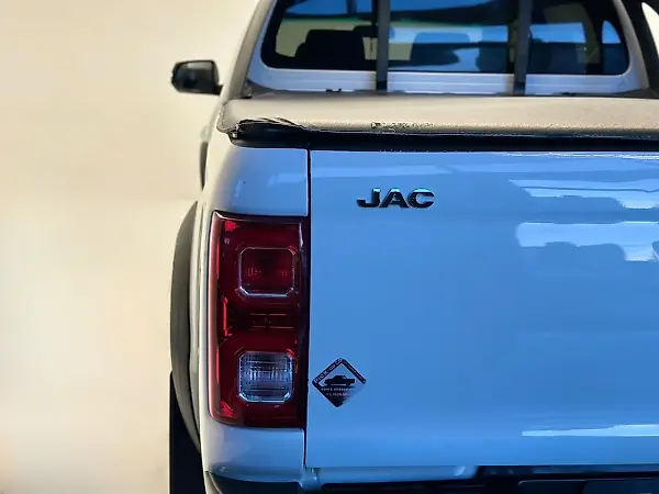 JAC Iev-330p - Imagem 10
