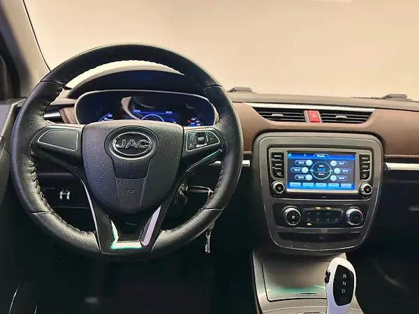 JAC Iev-330p - Imagem 20