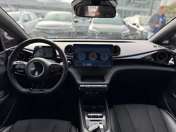 BYD Dolphin Plus - Imagem 12