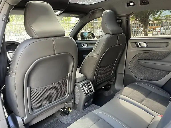 Volvo C40 Recharge - Imagem 9