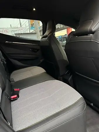 Renault Megane E-tech Electric - Imagem 12
