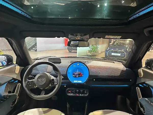 Mini Cooper SE - Imagem 10
