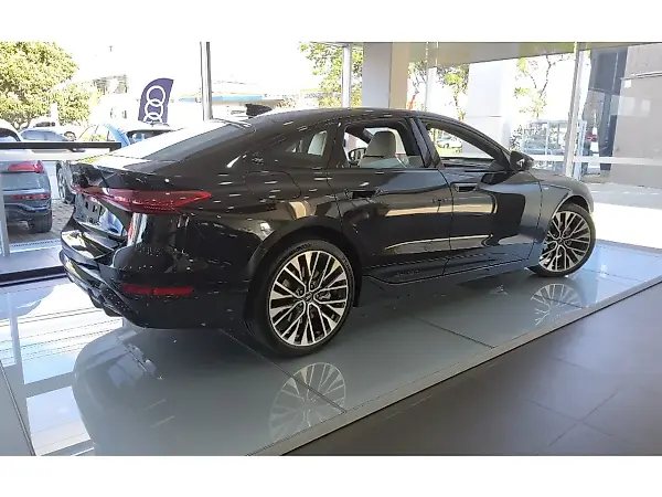 Audi E-tron  GT - Imagem 3