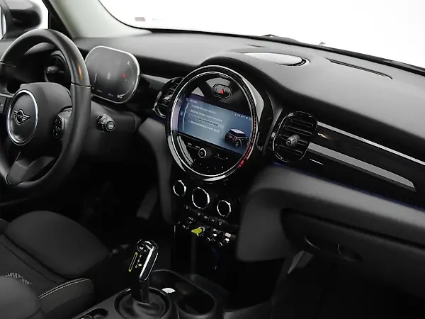 Mini Cooper SE - Imagem 12