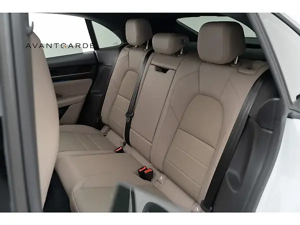 Porsche Macan - Imagem 14