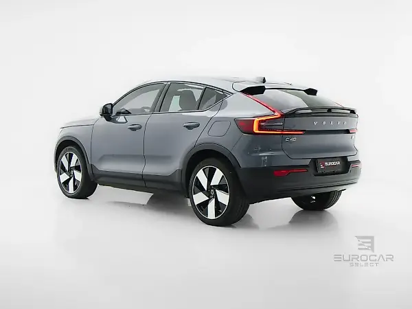 Volvo EX40 - Imagem 4