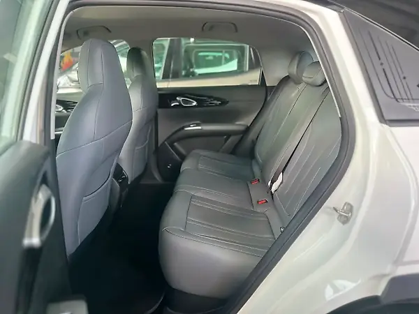Geely EX2 - Imagem 12
