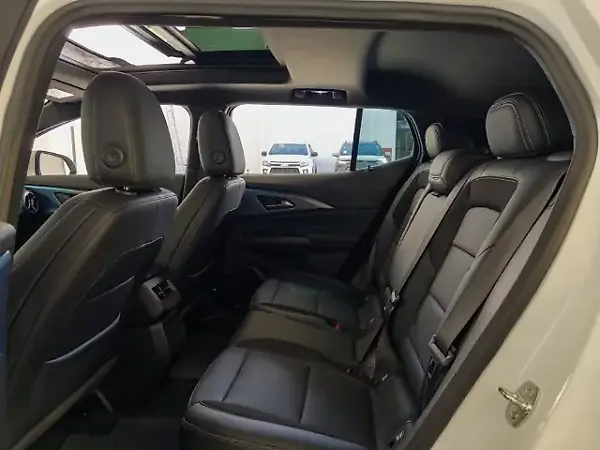 Chevrolet Equinox EV - Imagem 16
