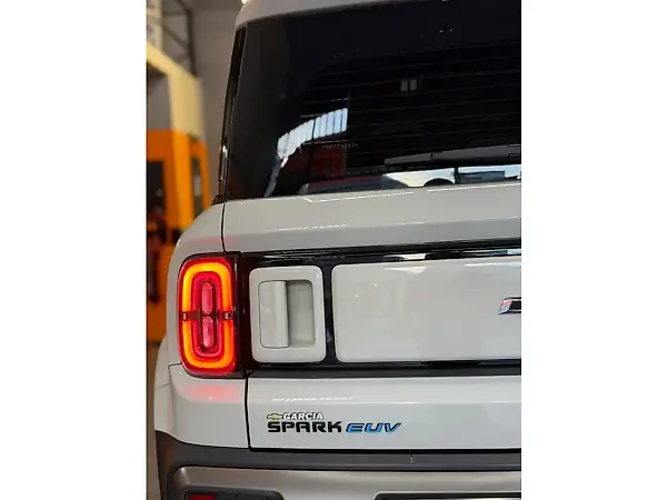 Chevrolet Spark Euv - Imagem 6