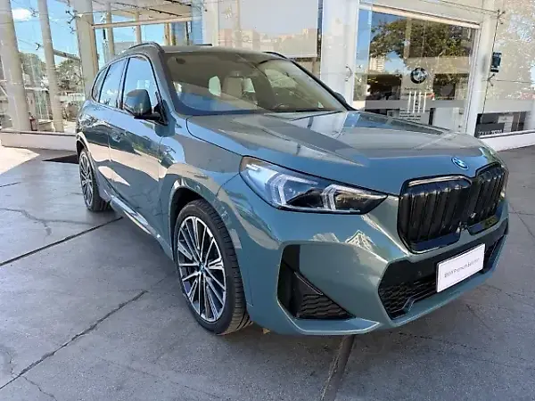BMW IX1 - Imagem 3