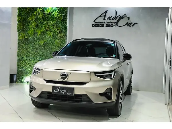 Volvo XC40 Recharge - Imagem 3