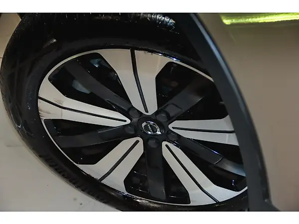 Volvo XC40 Recharge - Imagem 10