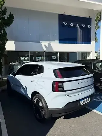 Volvo EX30 - Imagem 2