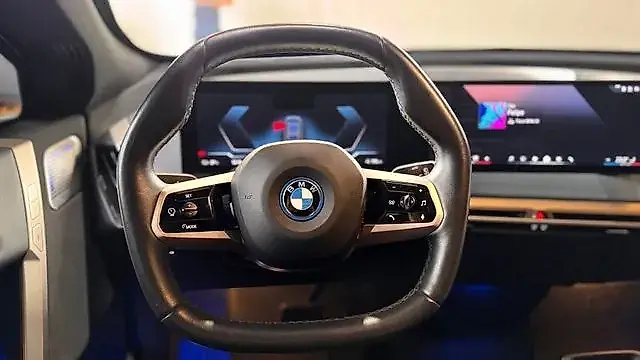 BMW Ix - Imagem 13