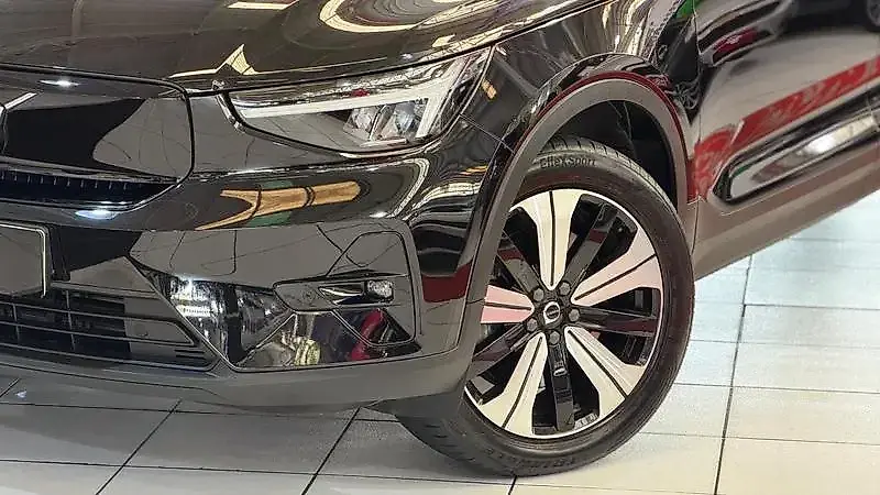 Volvo XC40 Recharge - Imagem 2