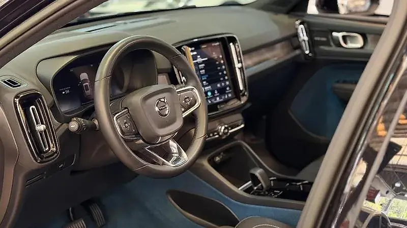 Volvo XC40 Recharge - Imagem 14