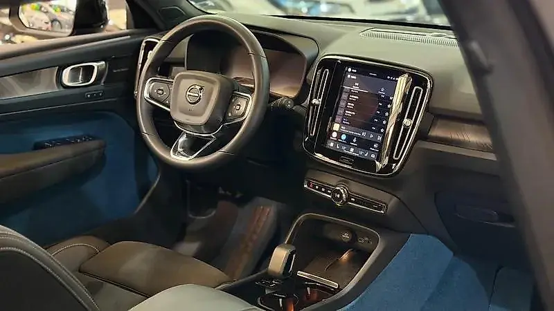 Volvo XC40 Recharge - Imagem 15
