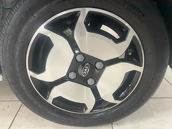 JAC E-JS1 - Imagem 14