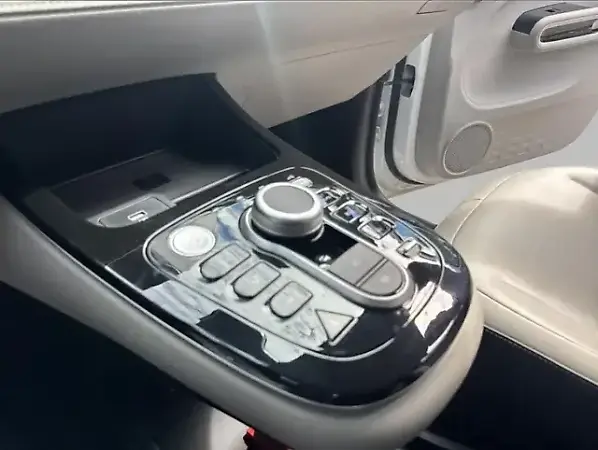 BYD E2 - Imagem 13