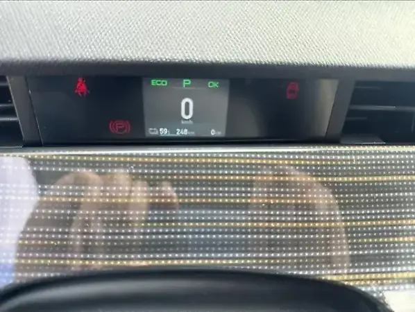 BYD E2 - Imagem 16