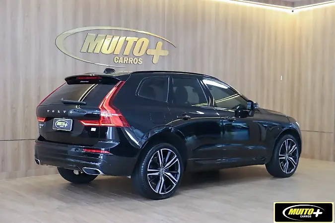 Volvo S60 T6 Plug-in Hybrid - Imagem 4